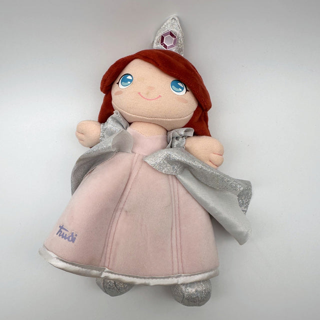 Dolls & Figures