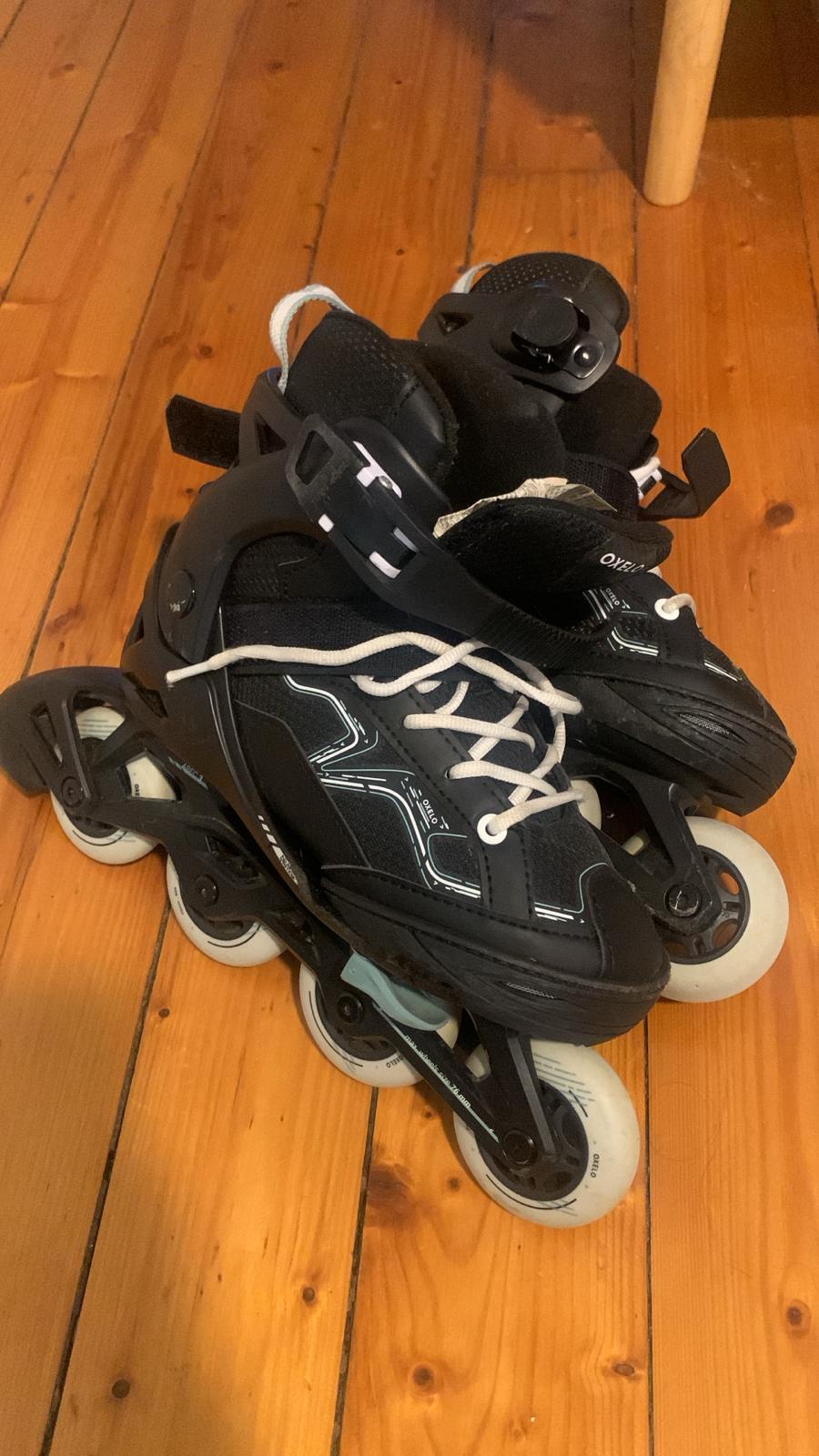 Oxelo Adjustable Kids Inline Skates – UK 13C–2.5 (Black)