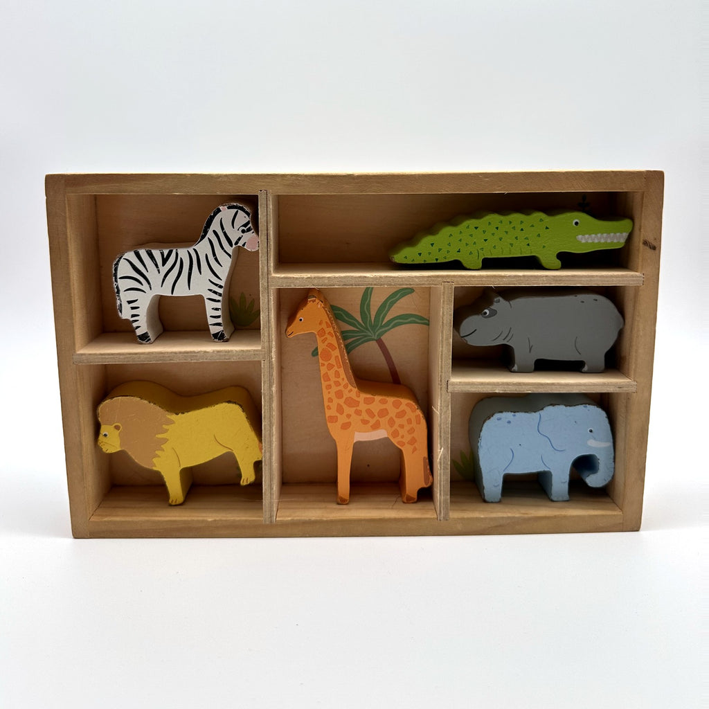 Wooden Safari Animals Set with Display Tray (3+)
